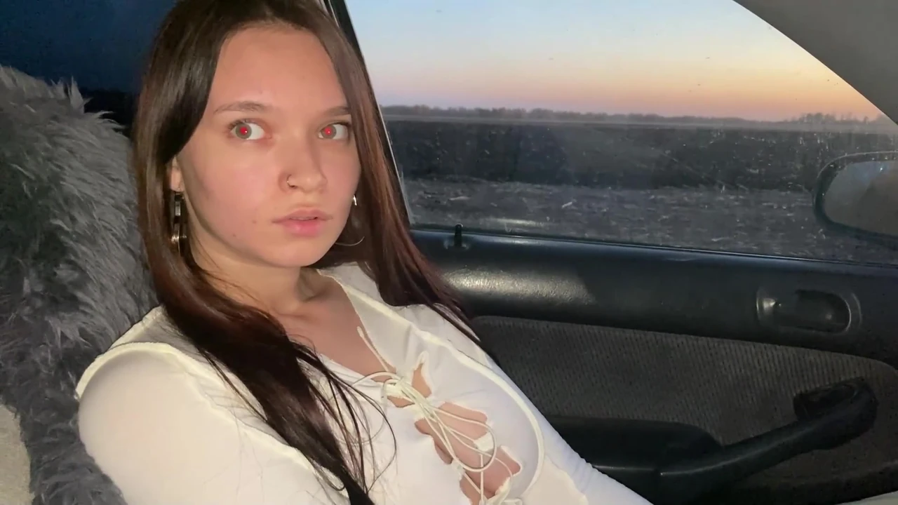 My Best Friend’s Girlfriend Sucked My Cock In The Car For Only 10 us dollars. What a steal.